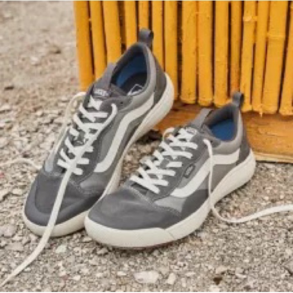 Van’s Ultrarange EXO Shoes Grey/White Men’s Size 10.5